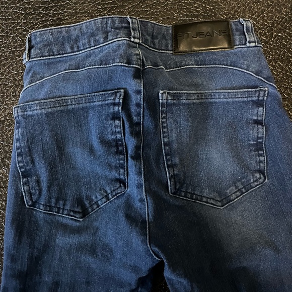 FITJEANS - Picture 2 of 3
